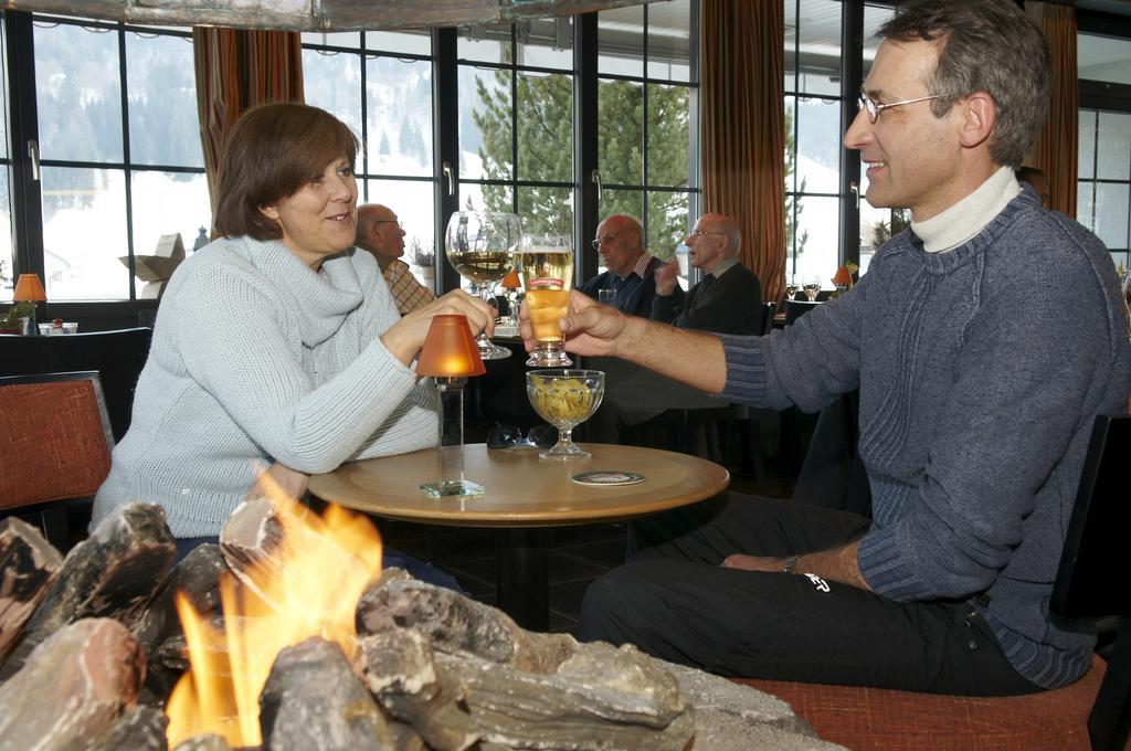 Hotel-Restaurant Sternen Nesslau Eksteriør billede