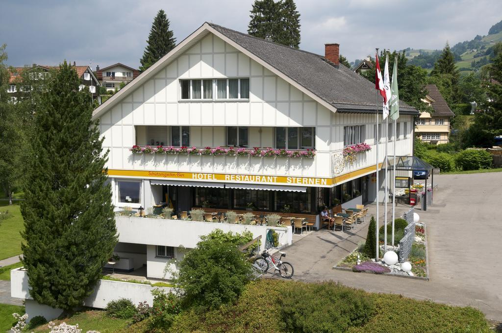 Hotel-Restaurant Sternen Nesslau Eksteriør billede
