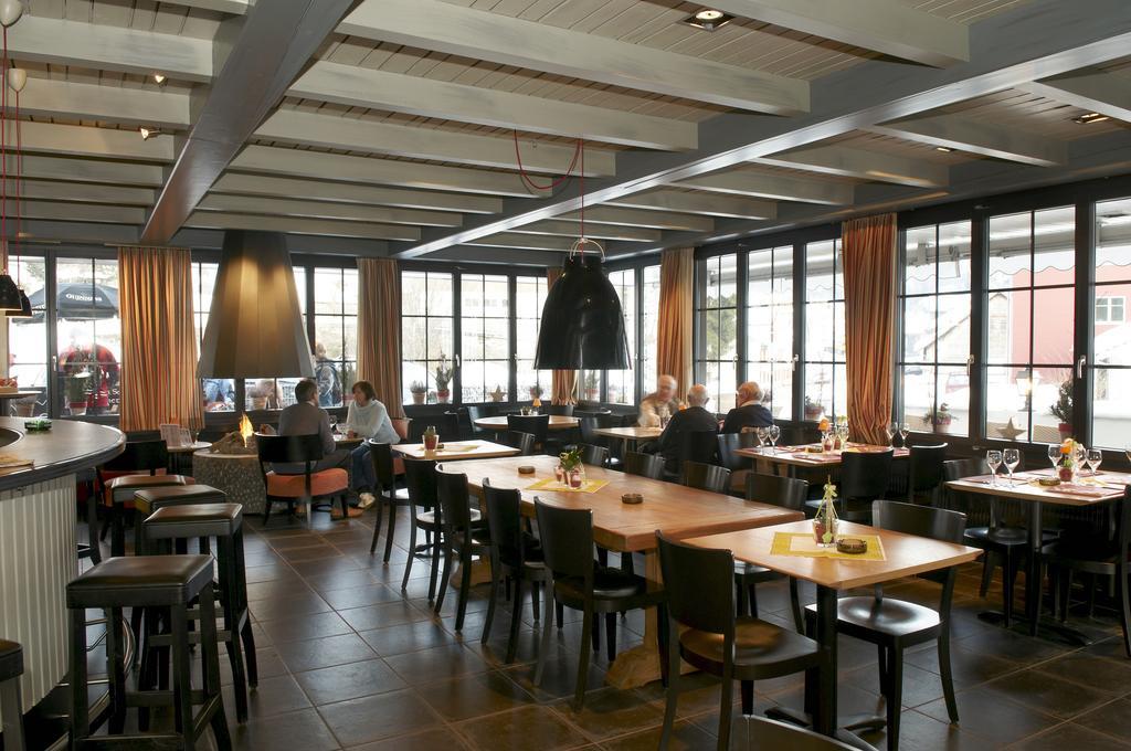 Hotel-Restaurant Sternen Nesslau Eksteriør billede