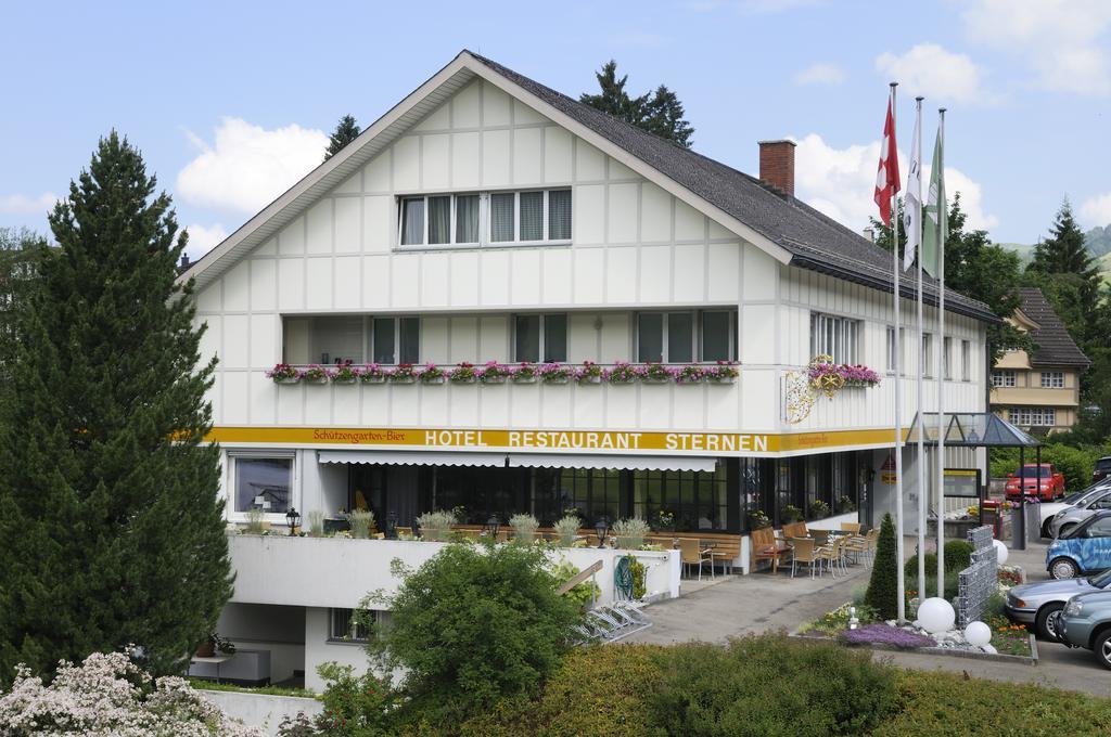 Hotel-Restaurant Sternen Nesslau Eksteriør billede